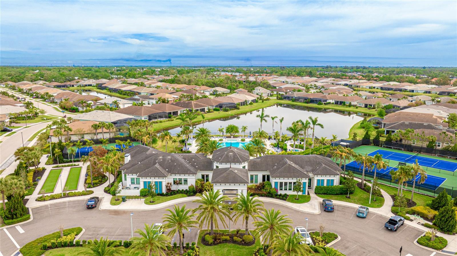SUNRISE PRESERVE - Residential