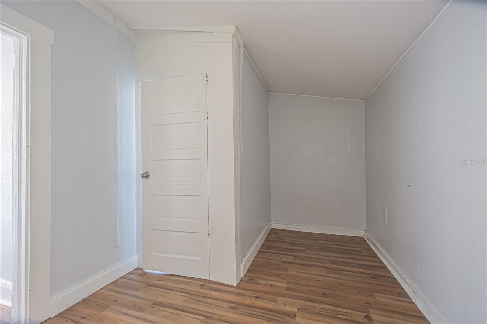 HENDRY & KNIGHTS ADD TO - Residential