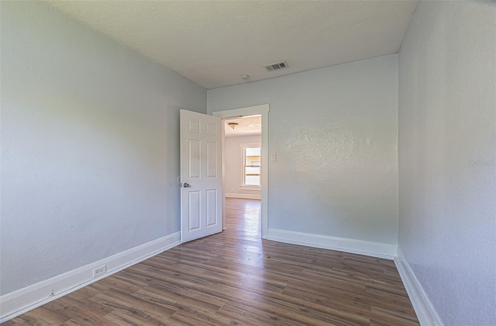 HENDRY & KNIGHTS ADD TO - Residential