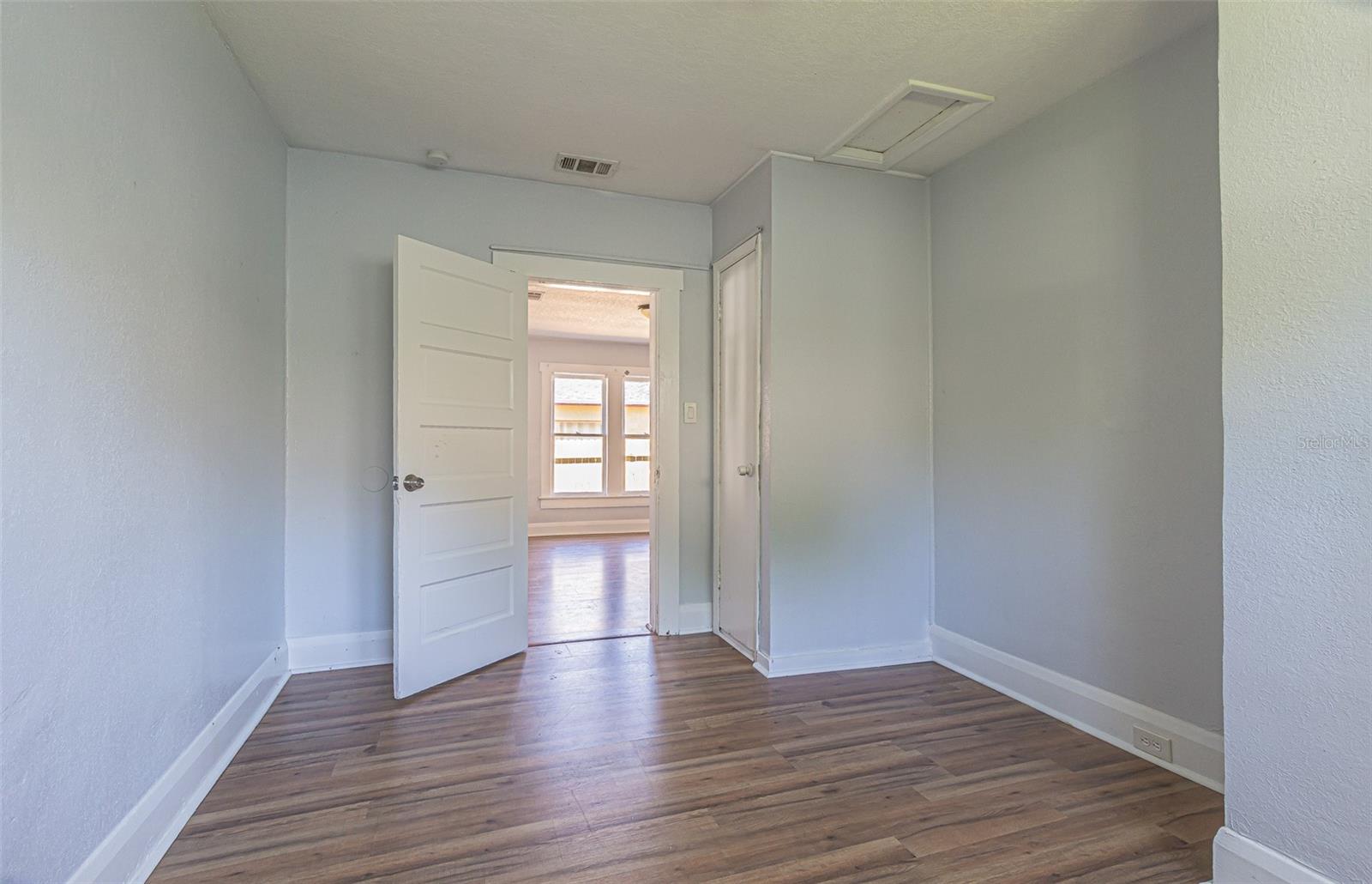 HENDRY & KNIGHTS ADD TO - Residential