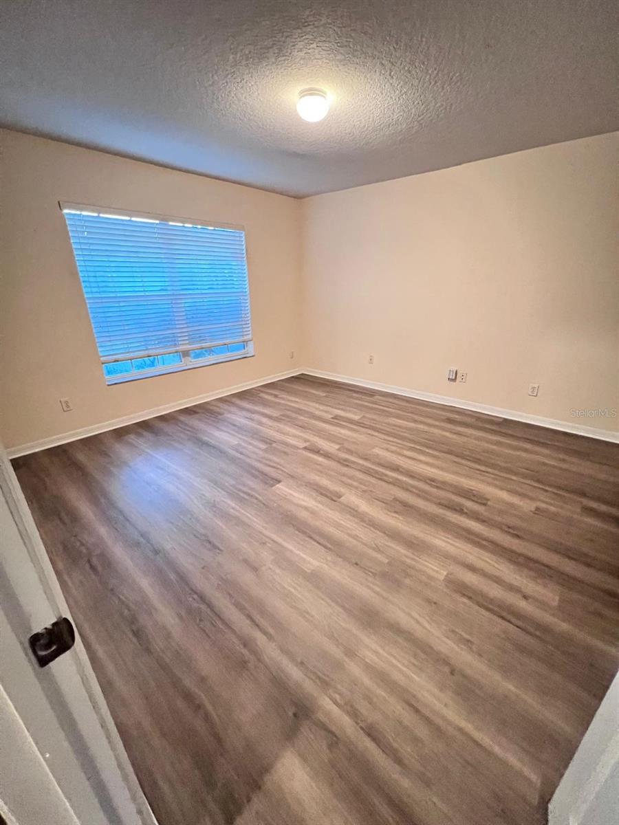 WINDROSE AT SOUTHMEADOW UNIT 2 - Residential Lease