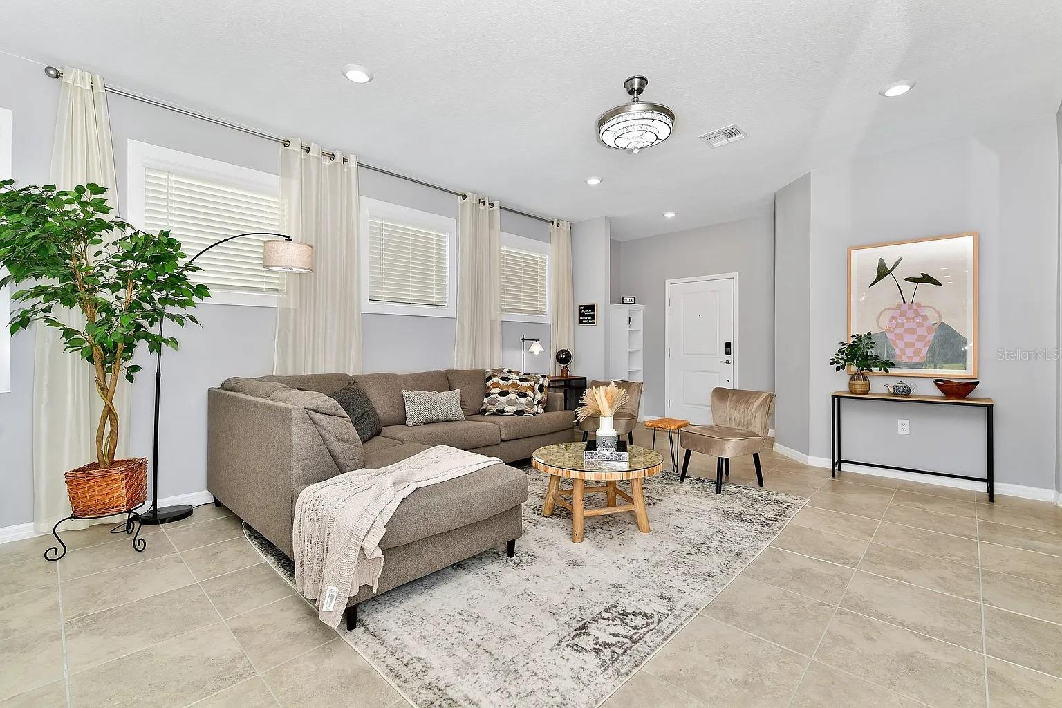 7200 OAKMOSS LOOP