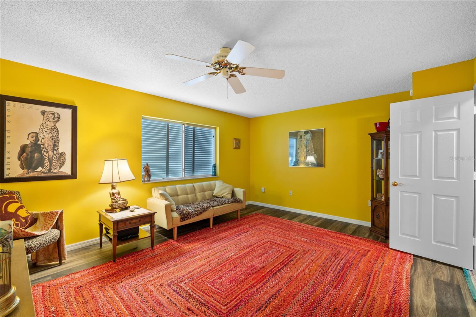 HUNTERS GROVE - Residential