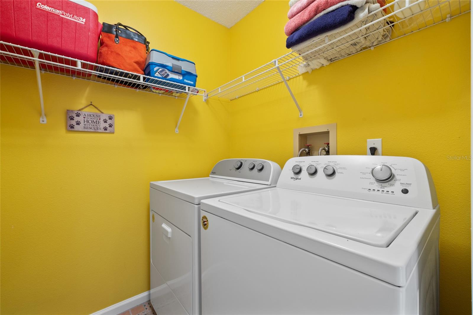 HUNTERS GROVE - Residential