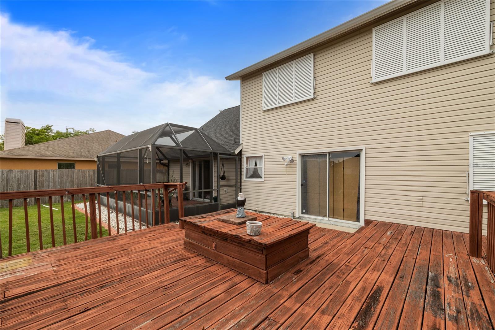 HUNTERS GROVE - Residential