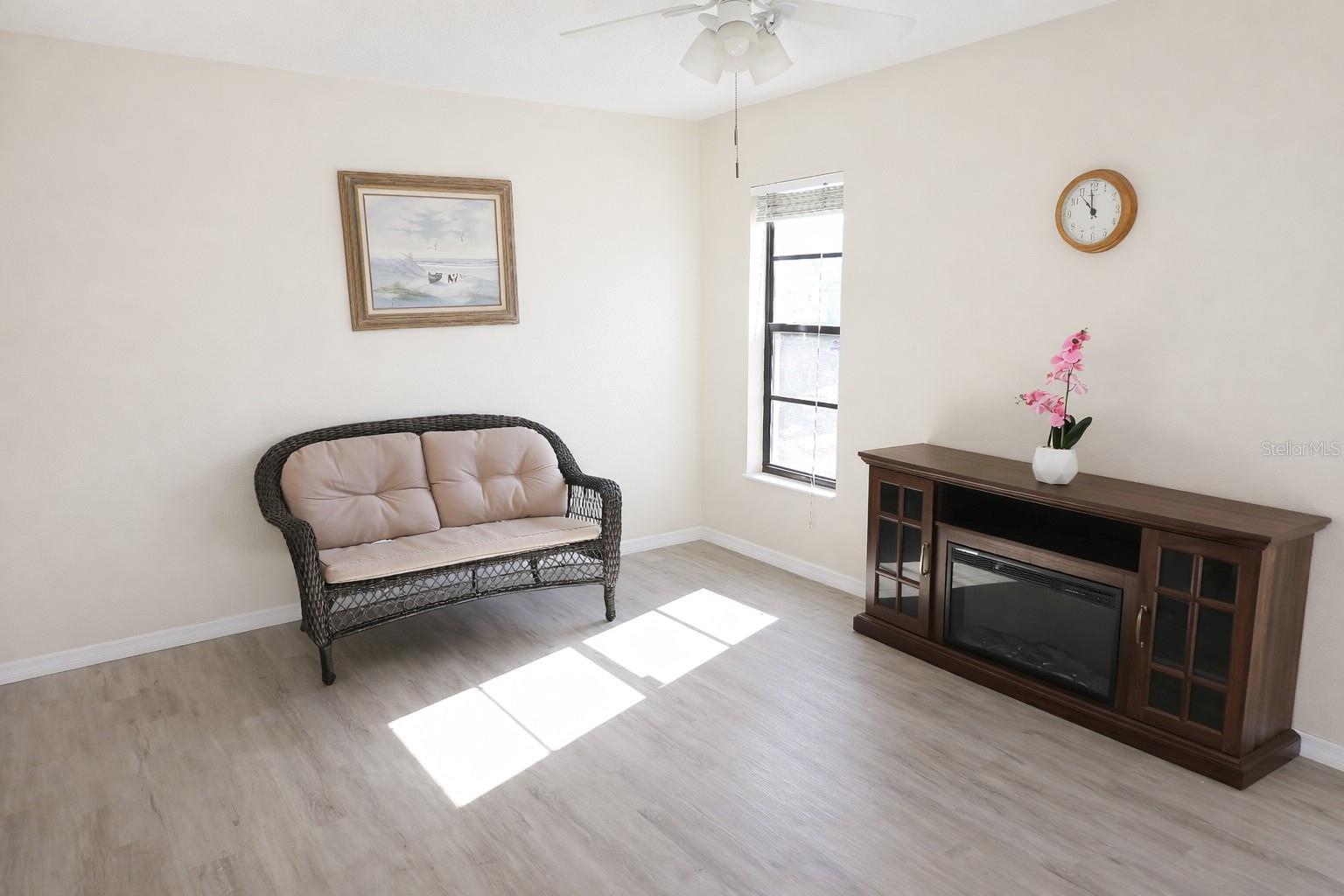 HOLIDAY LAKES WEST - Residential