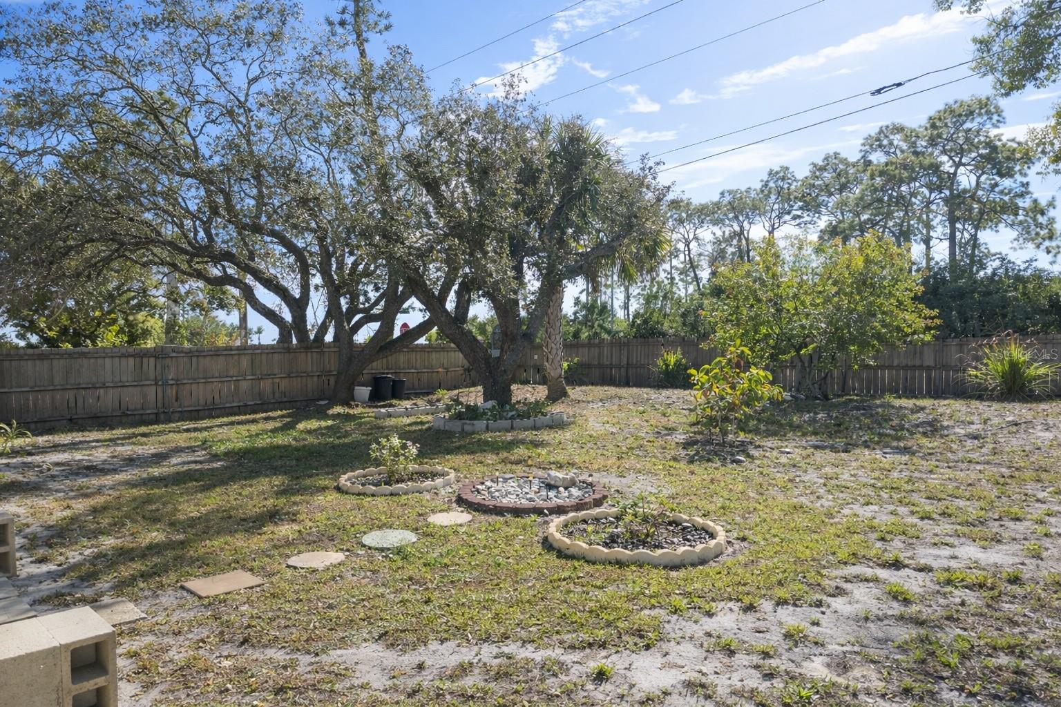 HOLIDAY LAKES WEST - Residential