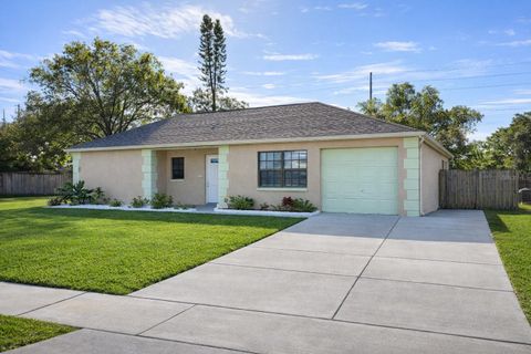 2902 BLOSSOM LAKE DRIVE HOLIDAY FL 34691