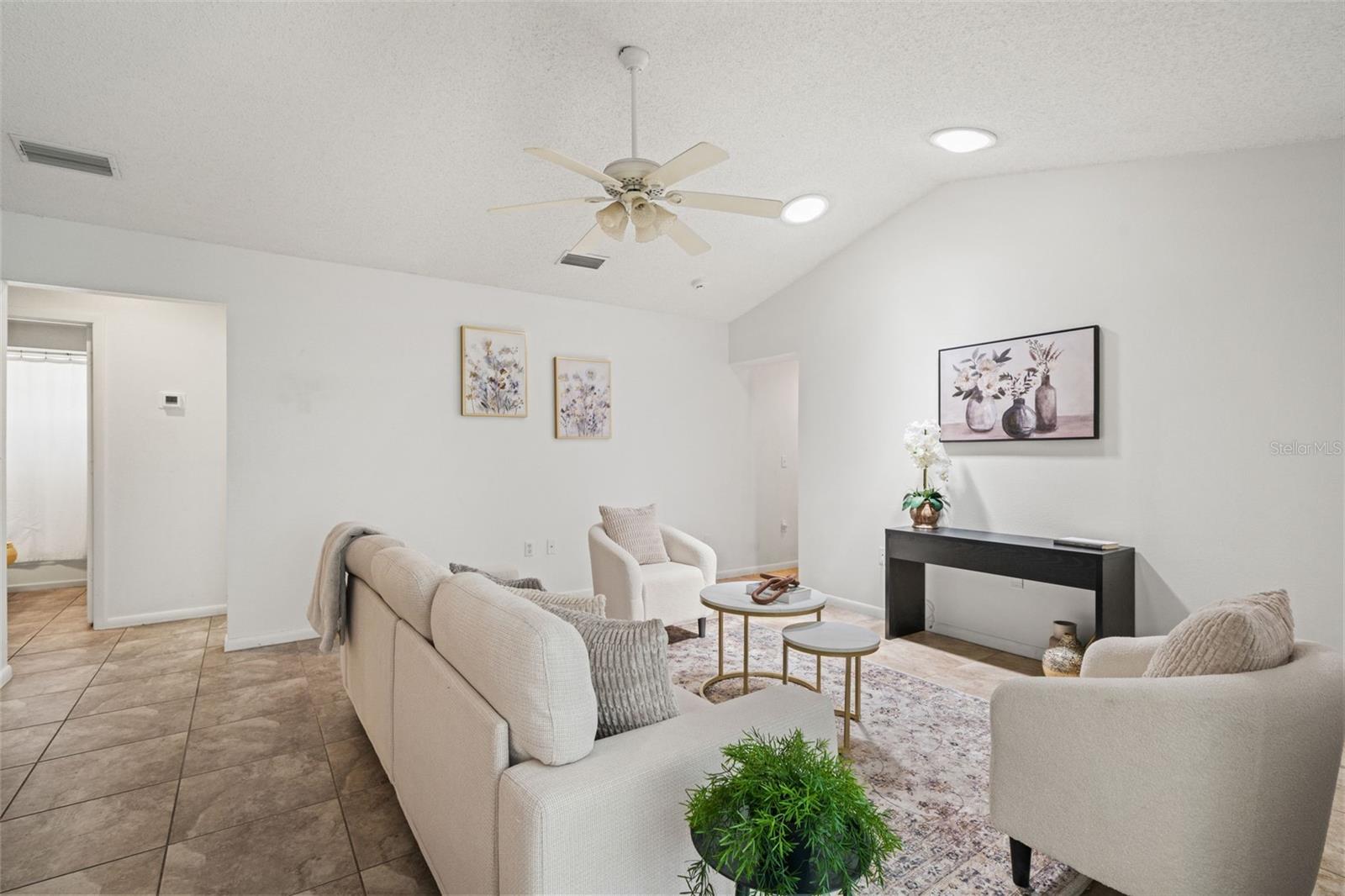 SPRING HILL - Residential