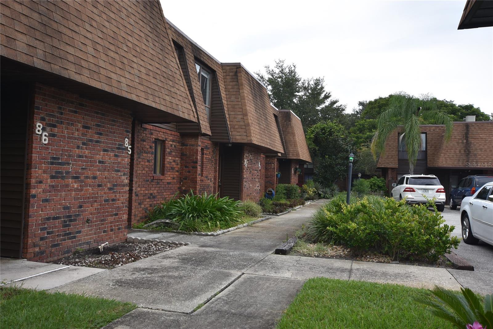 GROVETHE - Residential Lease