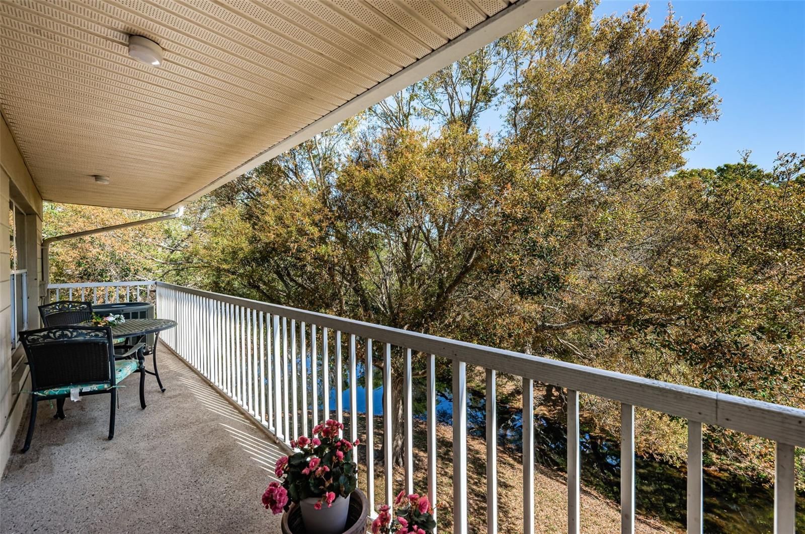 ON TOP OF THE WORLD - Residential