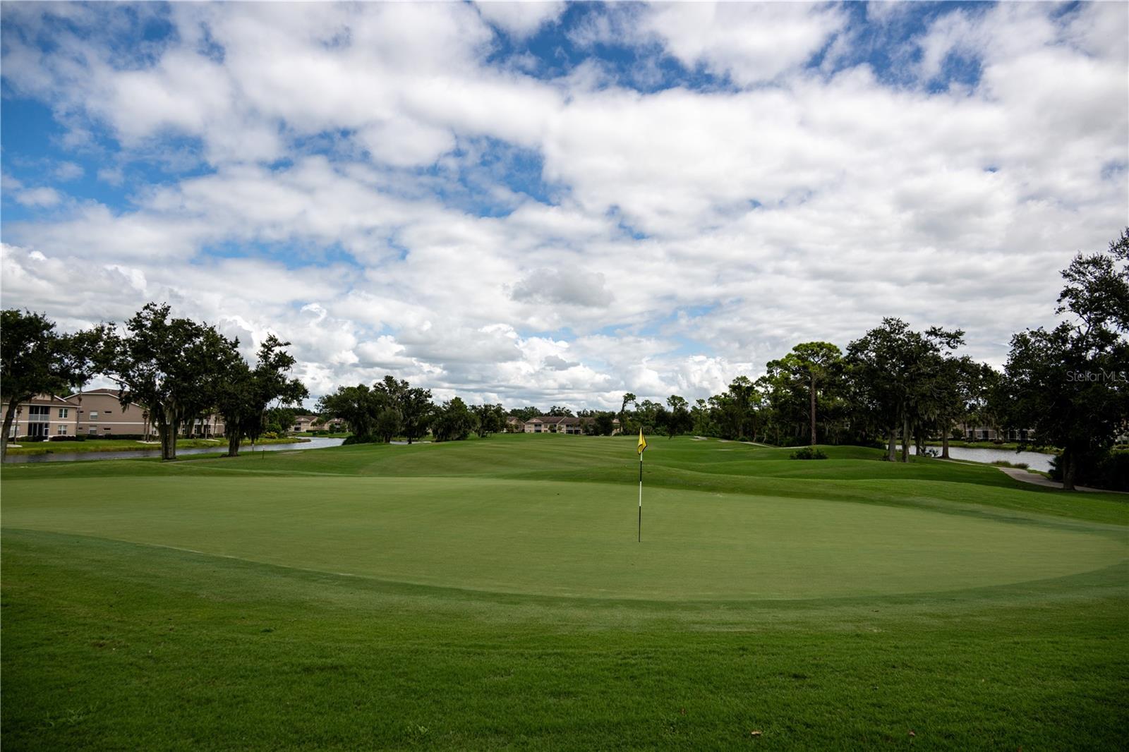 HERITAGE OAKS VERANDA 4 - Residential