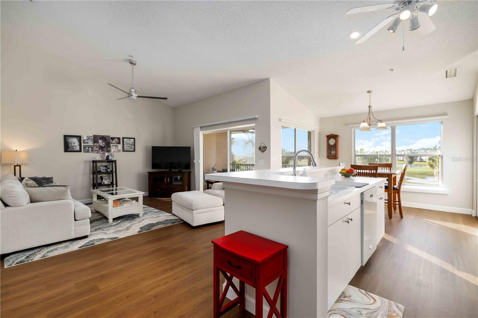 HERITAGE OAKS VERANDA 4 - Residential