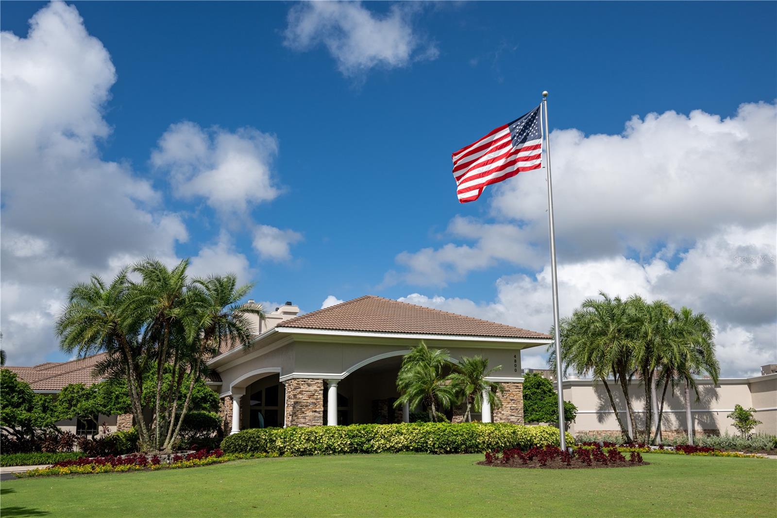 HERITAGE OAKS VERANDA 4 - Residential
