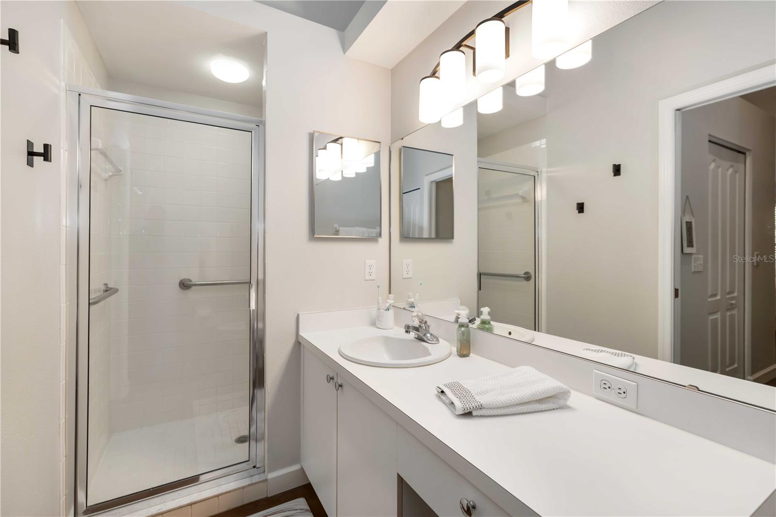 HERITAGE OAKS VERANDA 4 - Residential