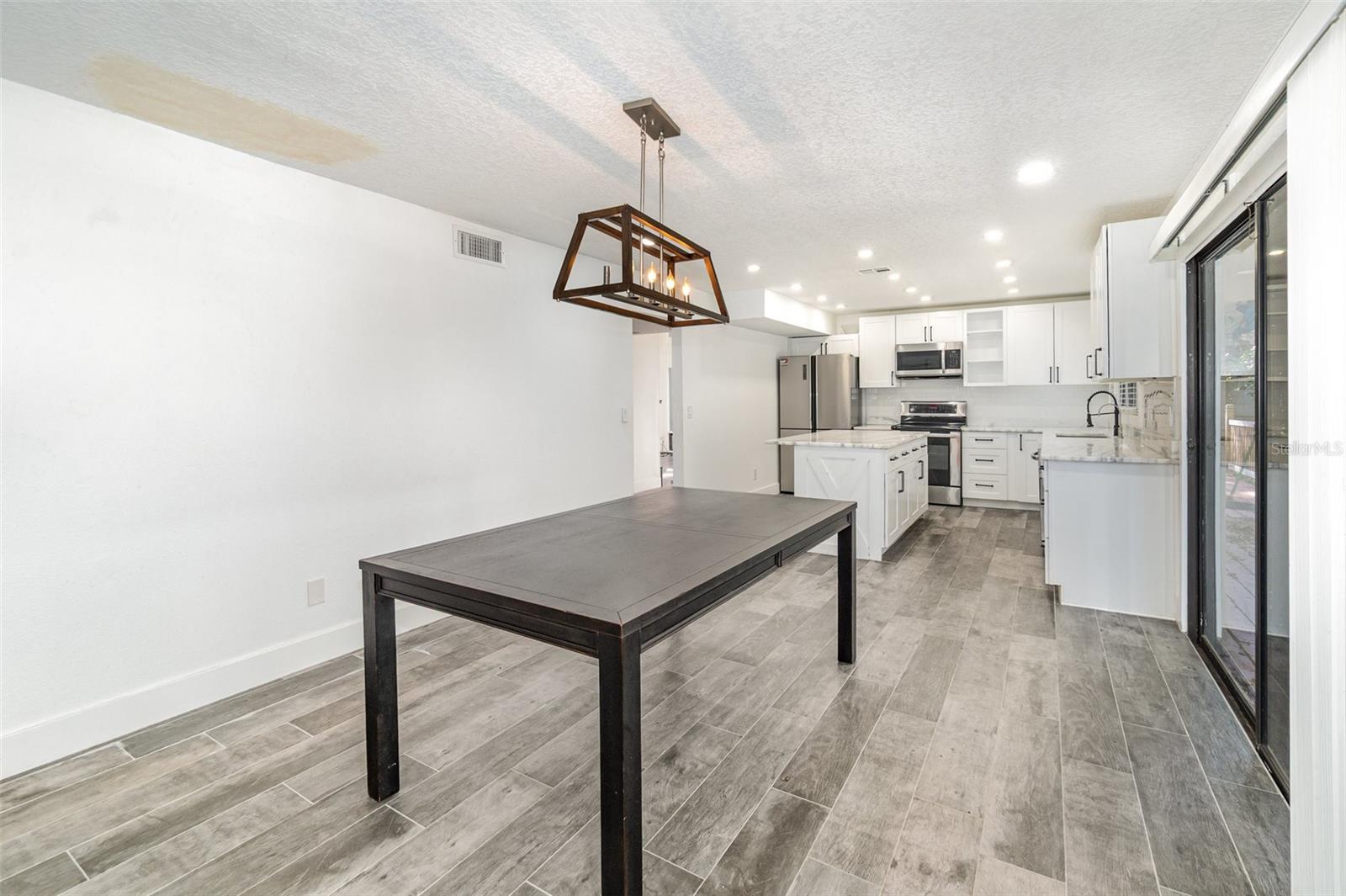 THE SPRINGS - Residential