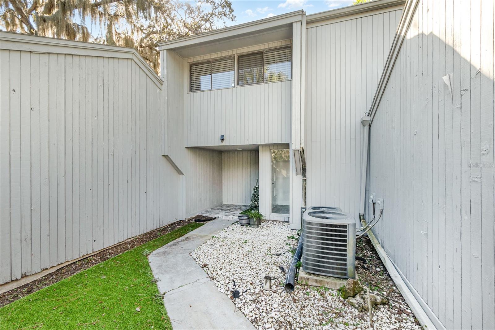 THE SPRINGS - Residential