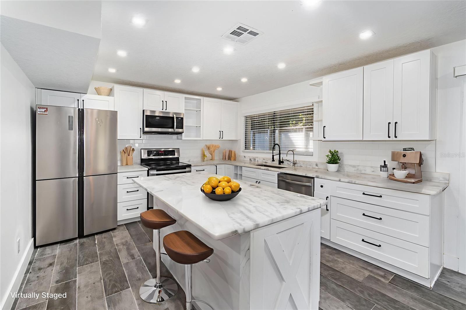 THE SPRINGS - Residential