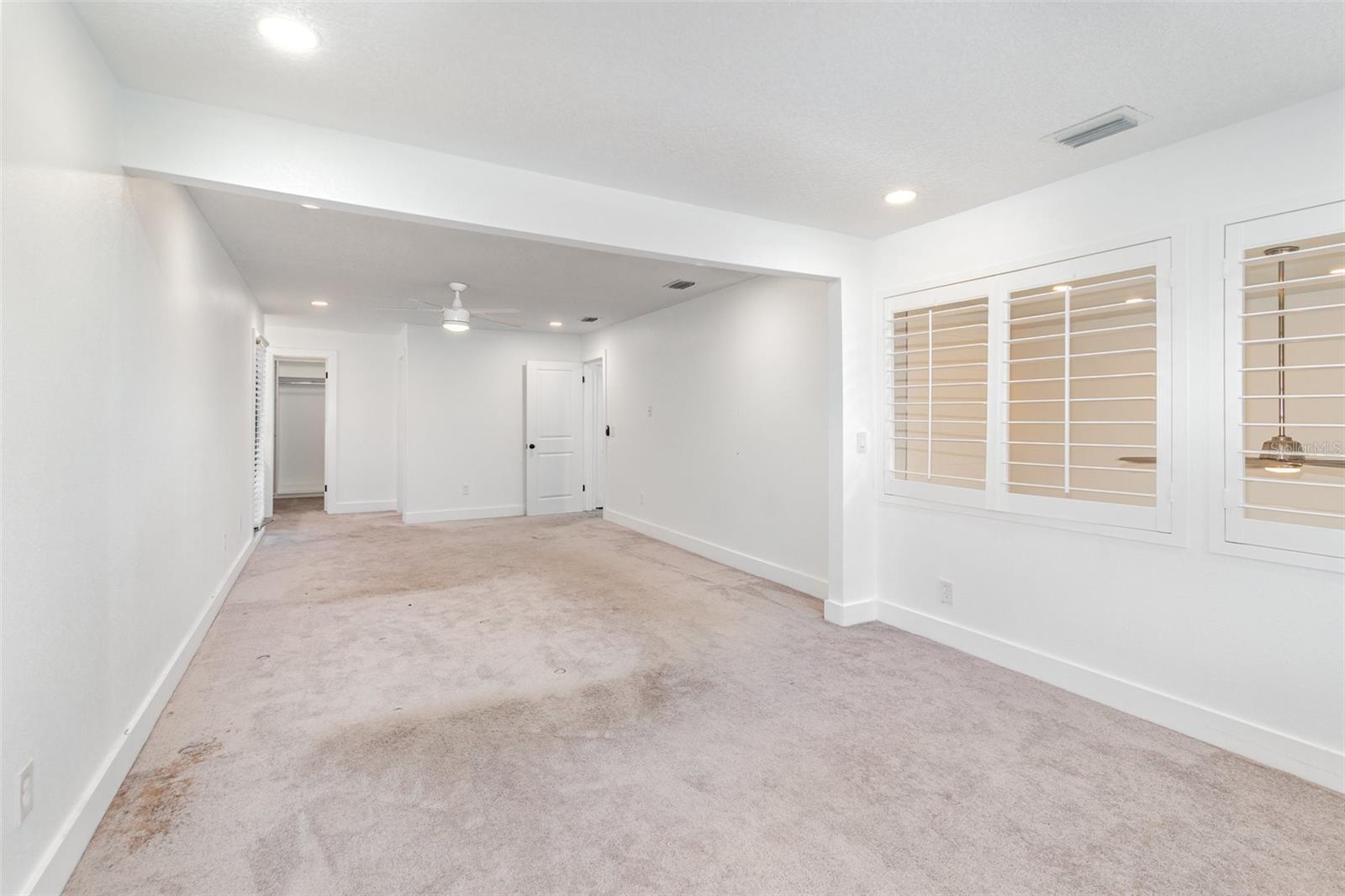 THE SPRINGS - Residential