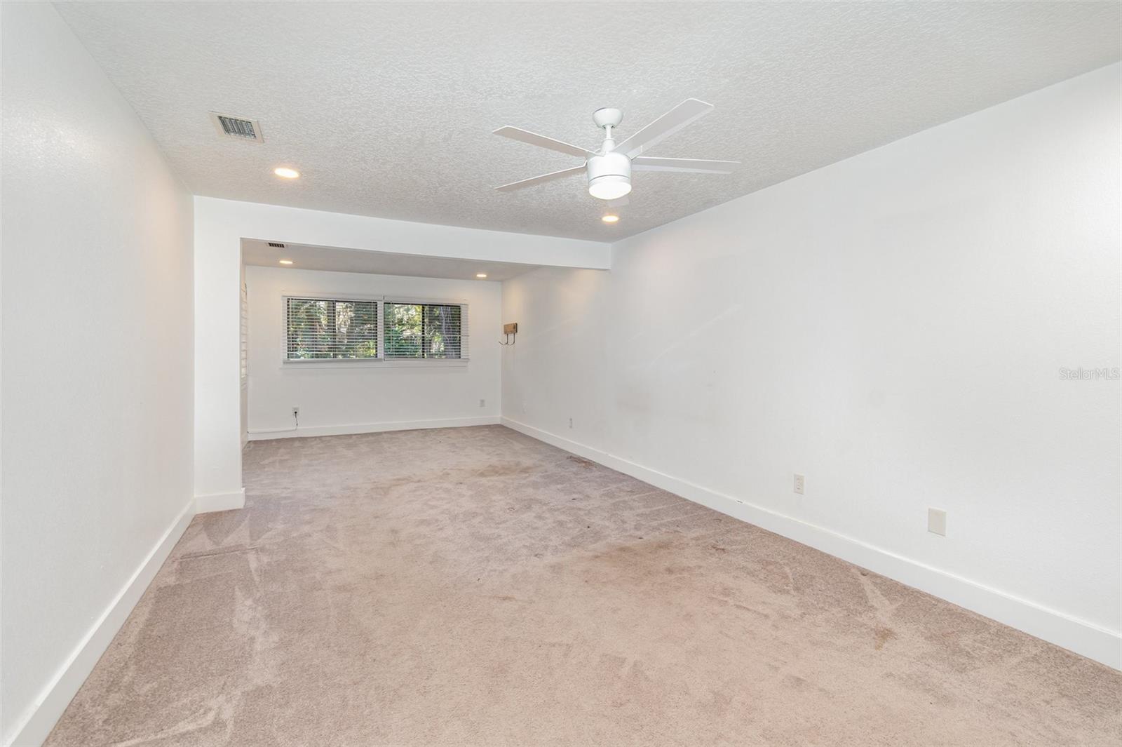 THE SPRINGS - Residential