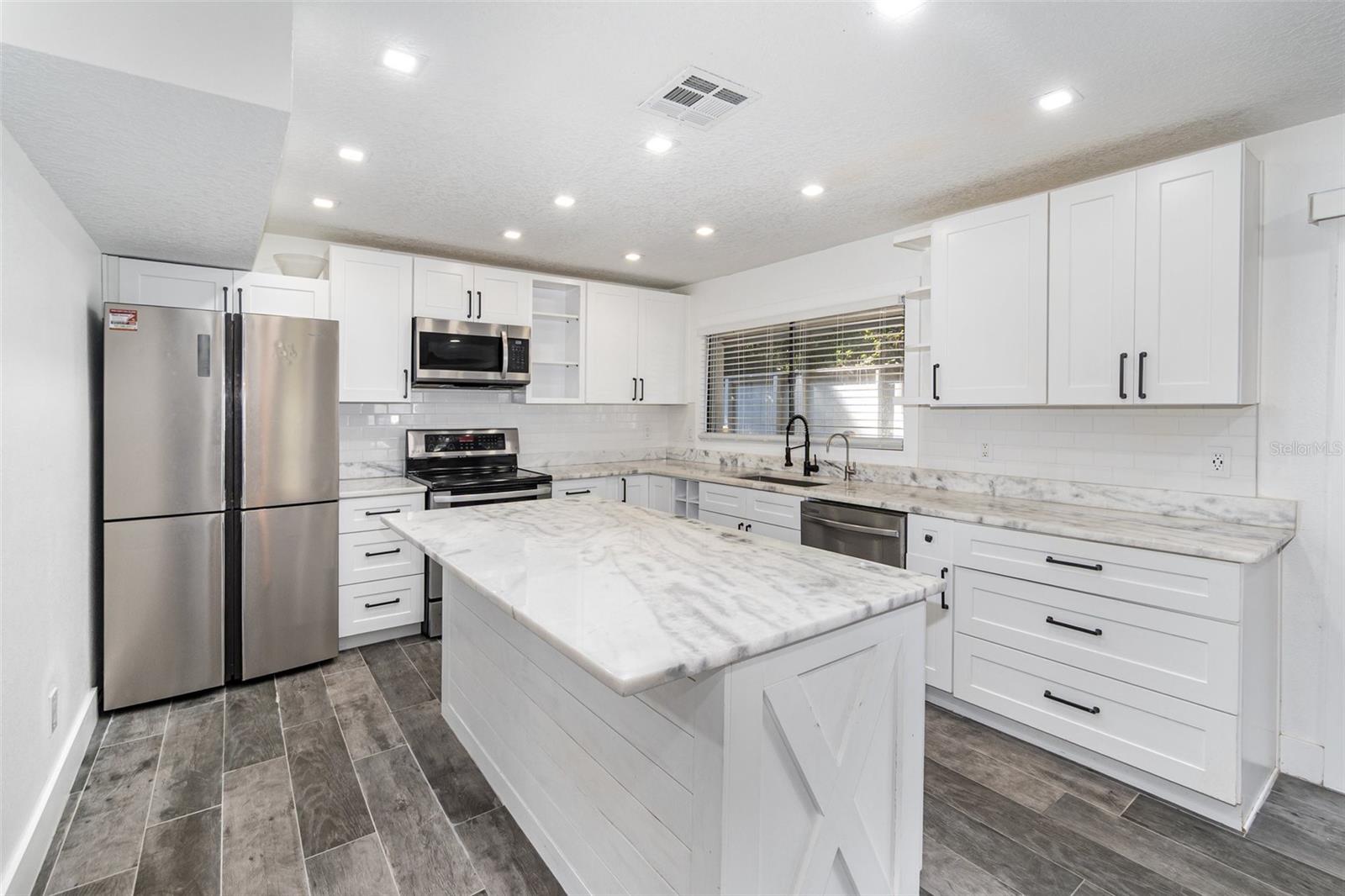 THE SPRINGS - Residential