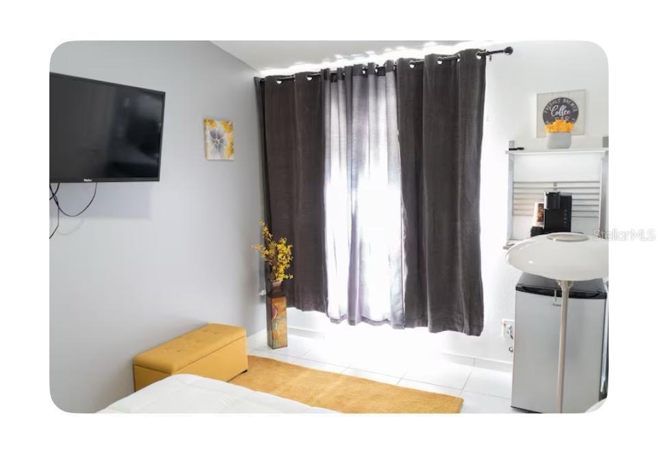 HEATHERSTONE AT CRESCENT LAKES - Residential Lease