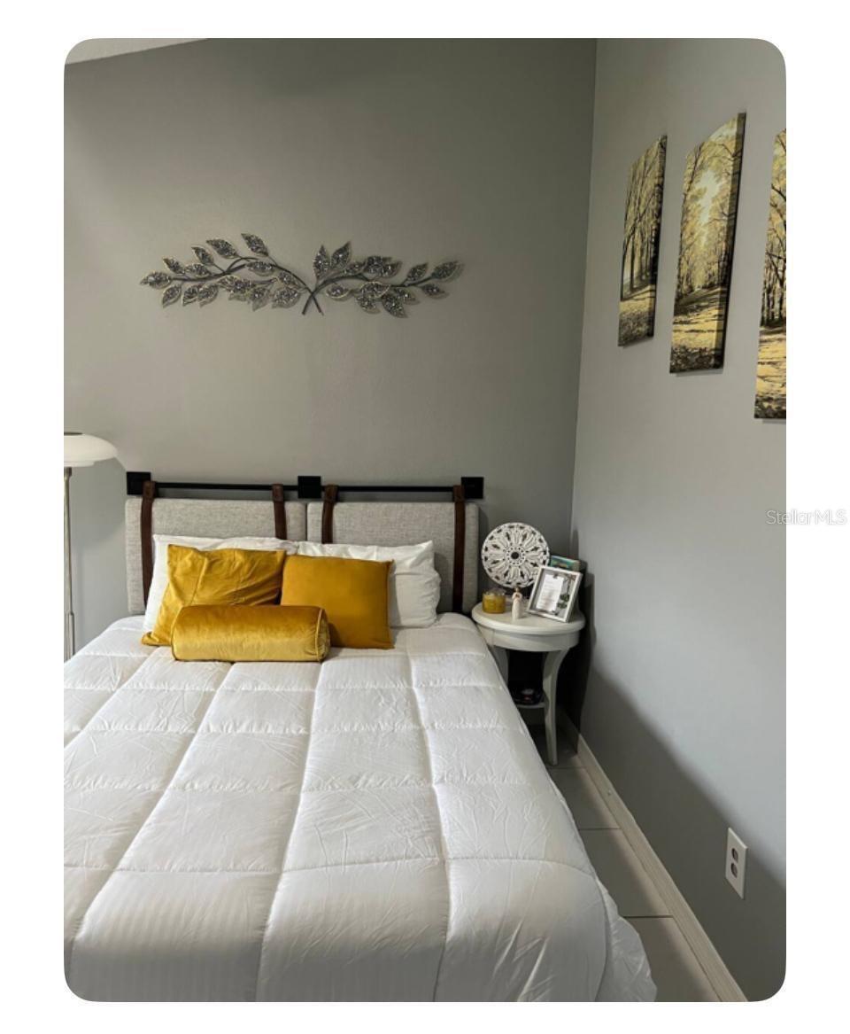 HEATHERSTONE AT CRESCENT LAKES - Residential Lease