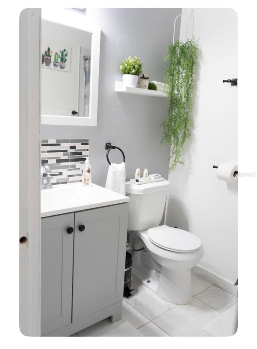 HEATHERSTONE AT CRESCENT LAKES - Residential Lease