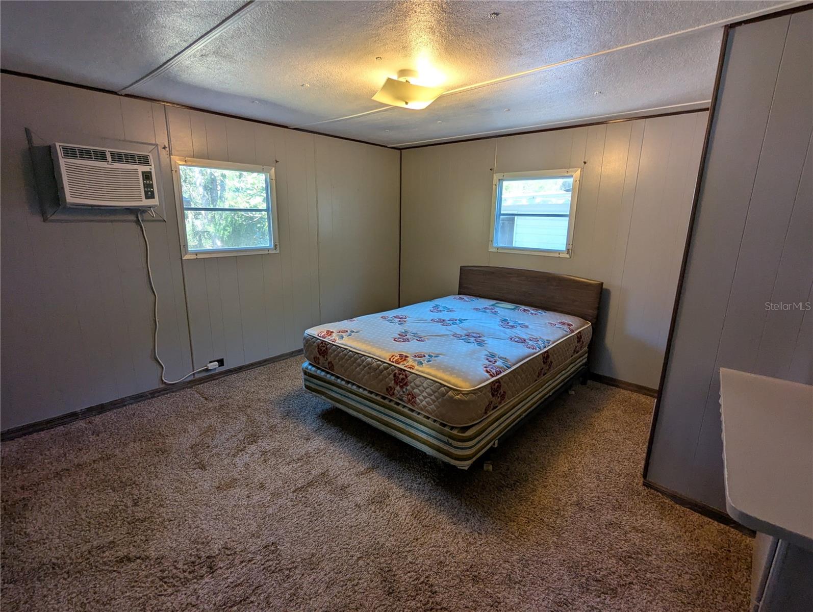 SUWANNEE GARDENS - Residential