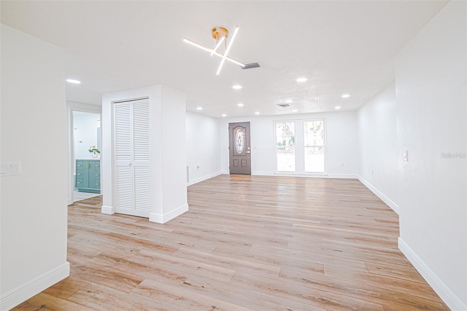 SAN CLEMENTE EAST - Residential