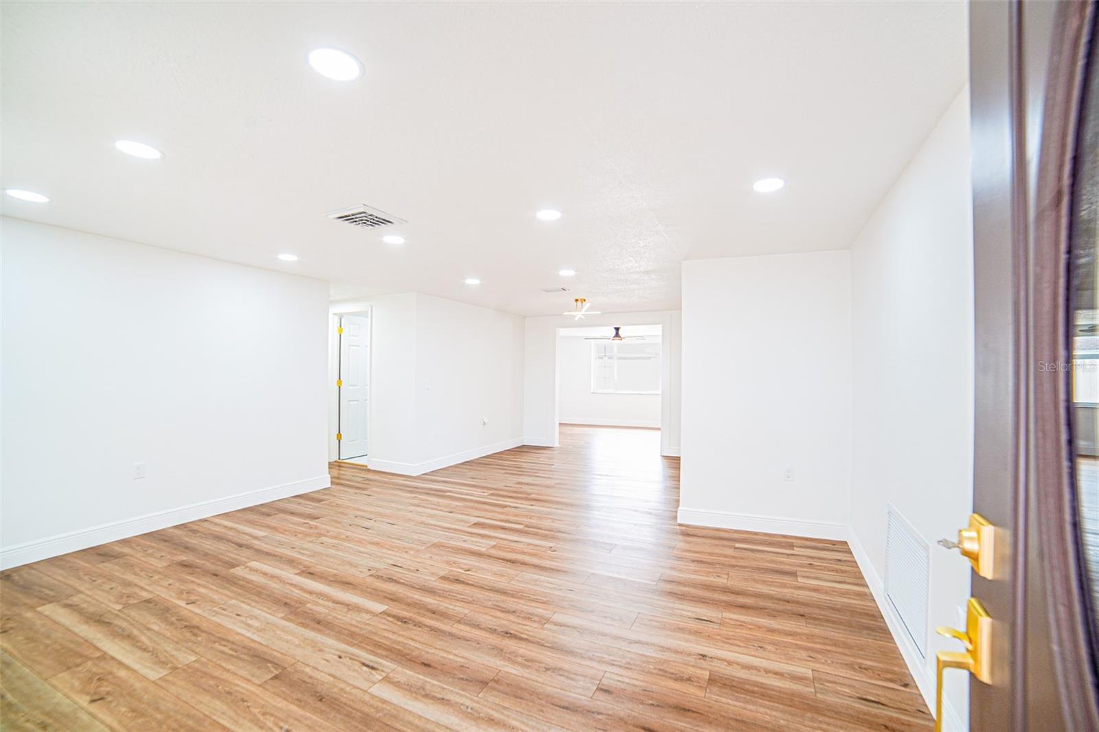 SAN CLEMENTE EAST - Residential