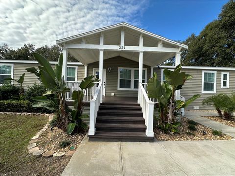Photo of 221 S 2nd Street, Lake Hamilton, FL 33851 (MLS # S5139488)