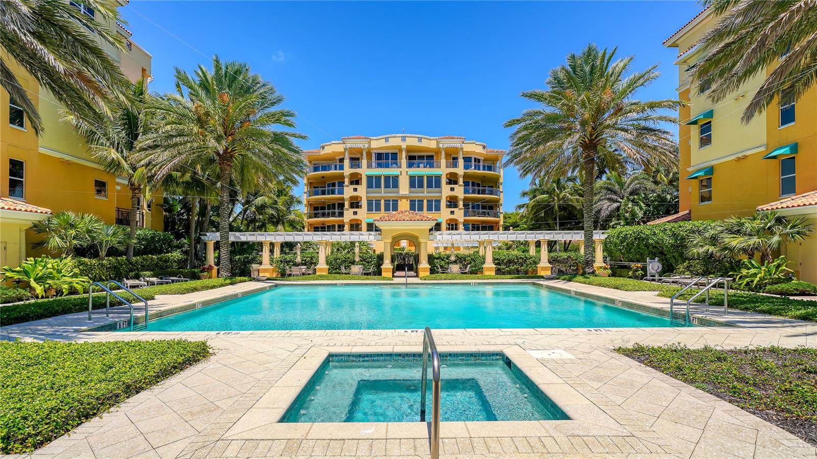 EN PROVENCE - Residential