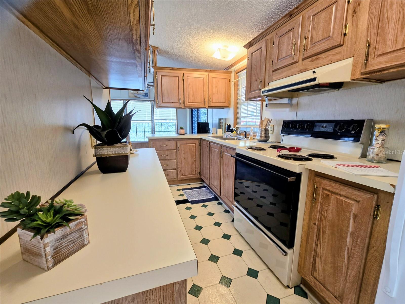 COUNTRY AIRE VILLAGE - Residential