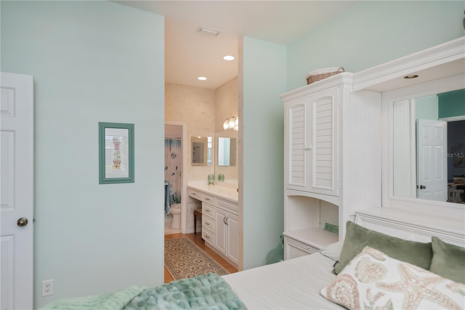 HERITAGE OAK PARK - Residential