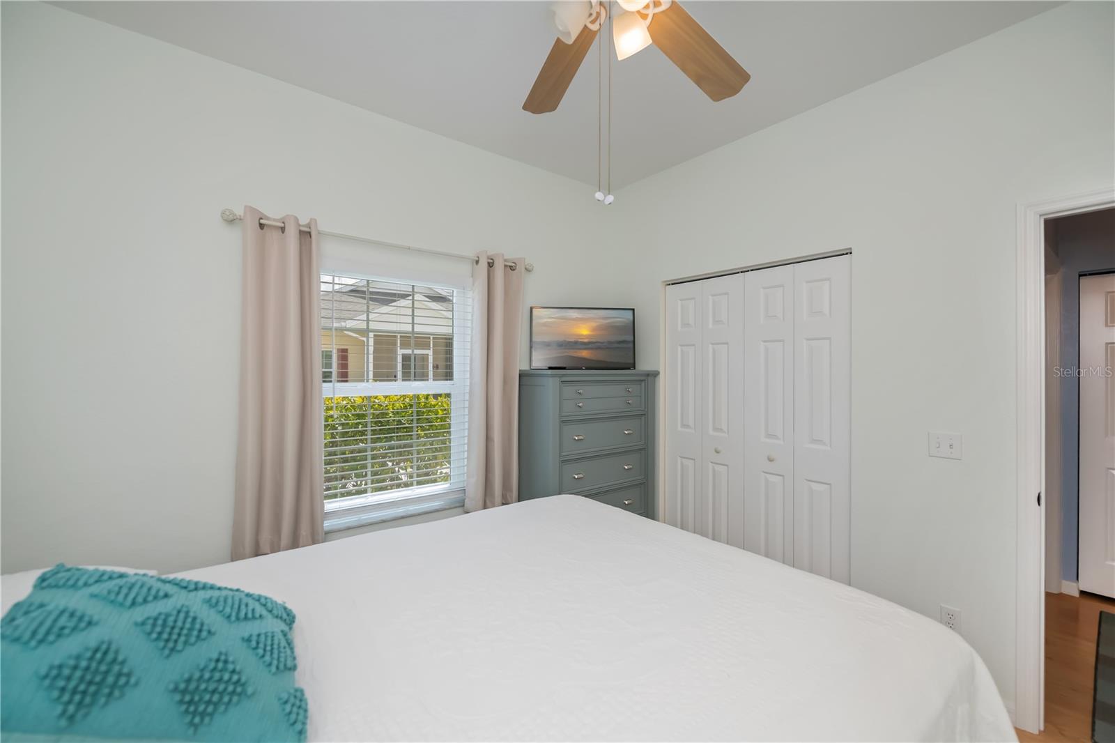 HERITAGE OAK PARK - Residential