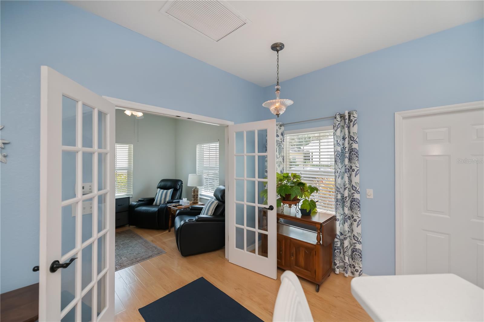 HERITAGE OAK PARK - Residential