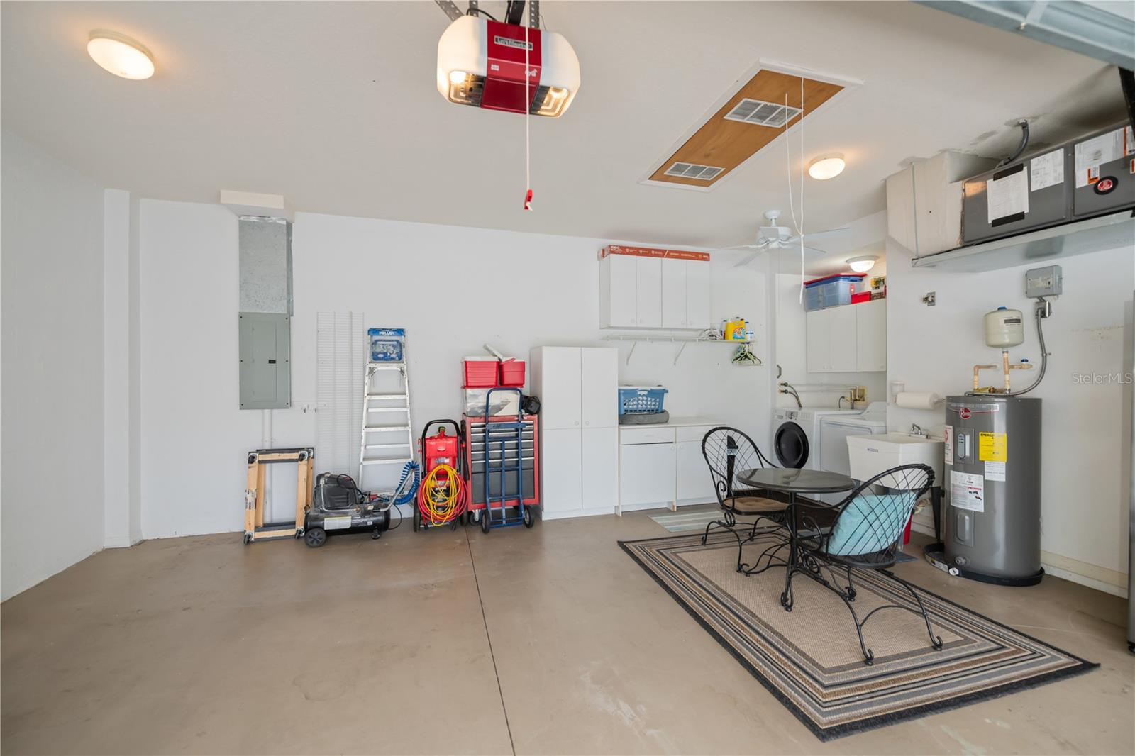 HERITAGE OAK PARK - Residential