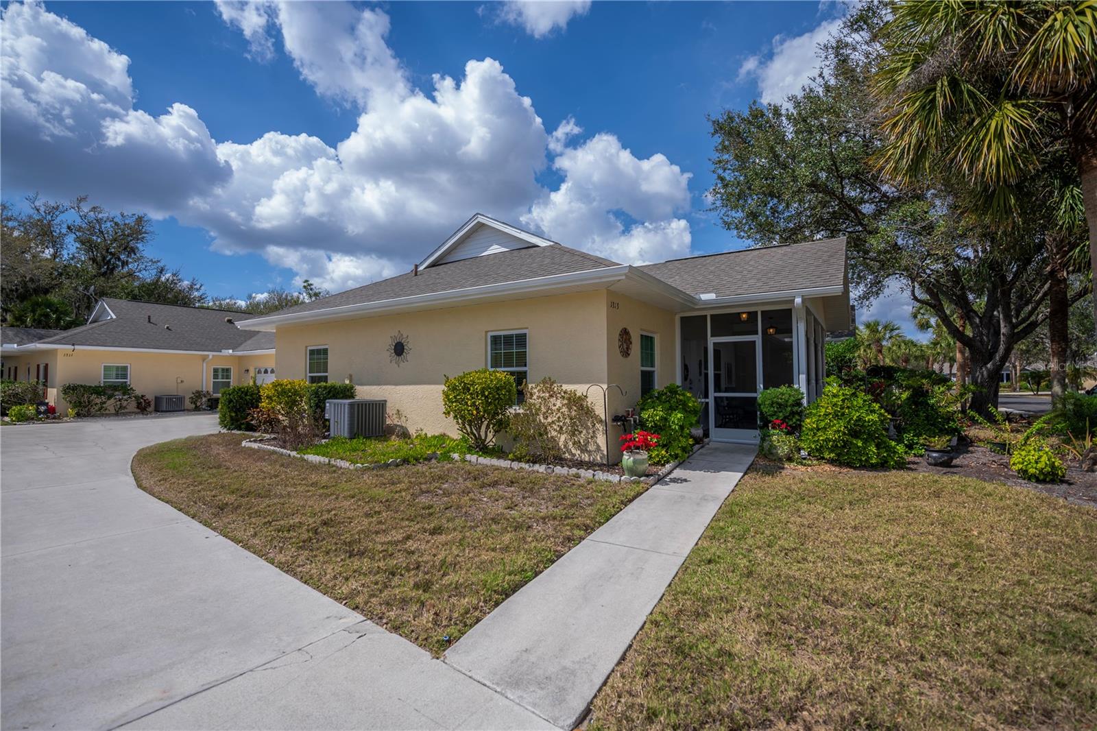 HERITAGE OAK PARK - Residential