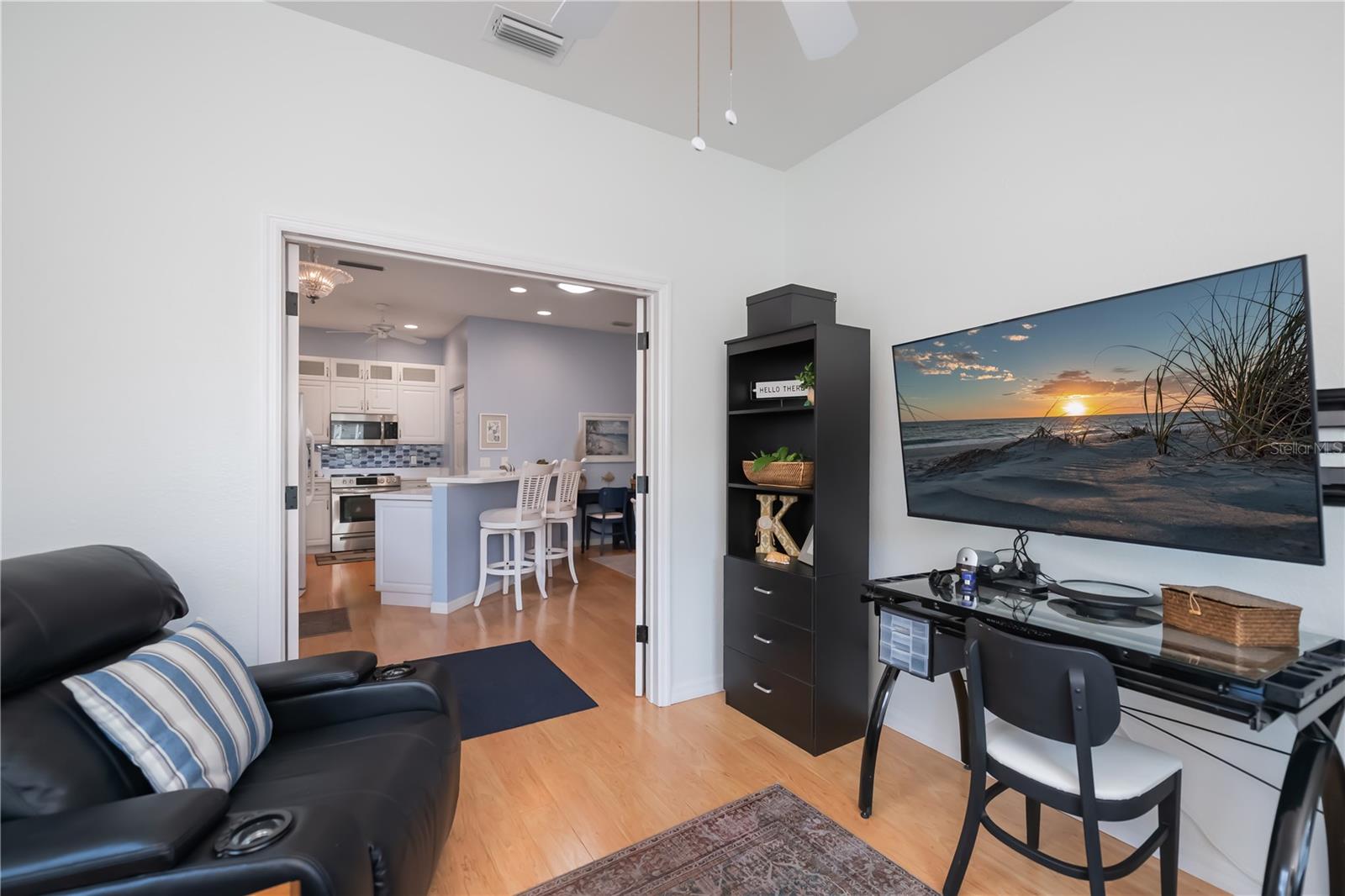 HERITAGE OAK PARK - Residential