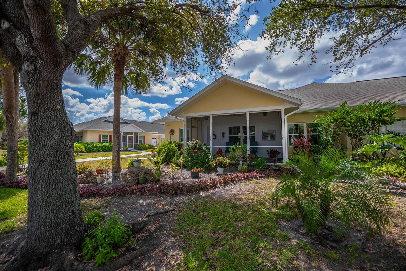 HERITAGE OAK PARK - Residential