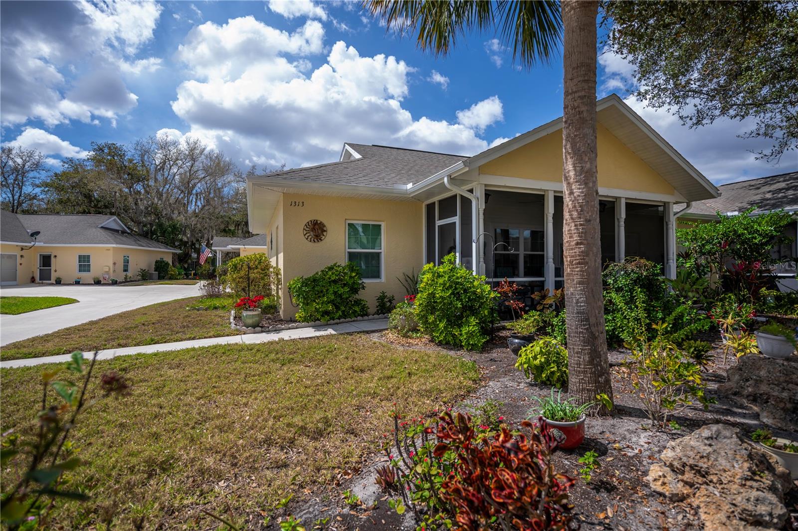 HERITAGE OAK PARK - Residential