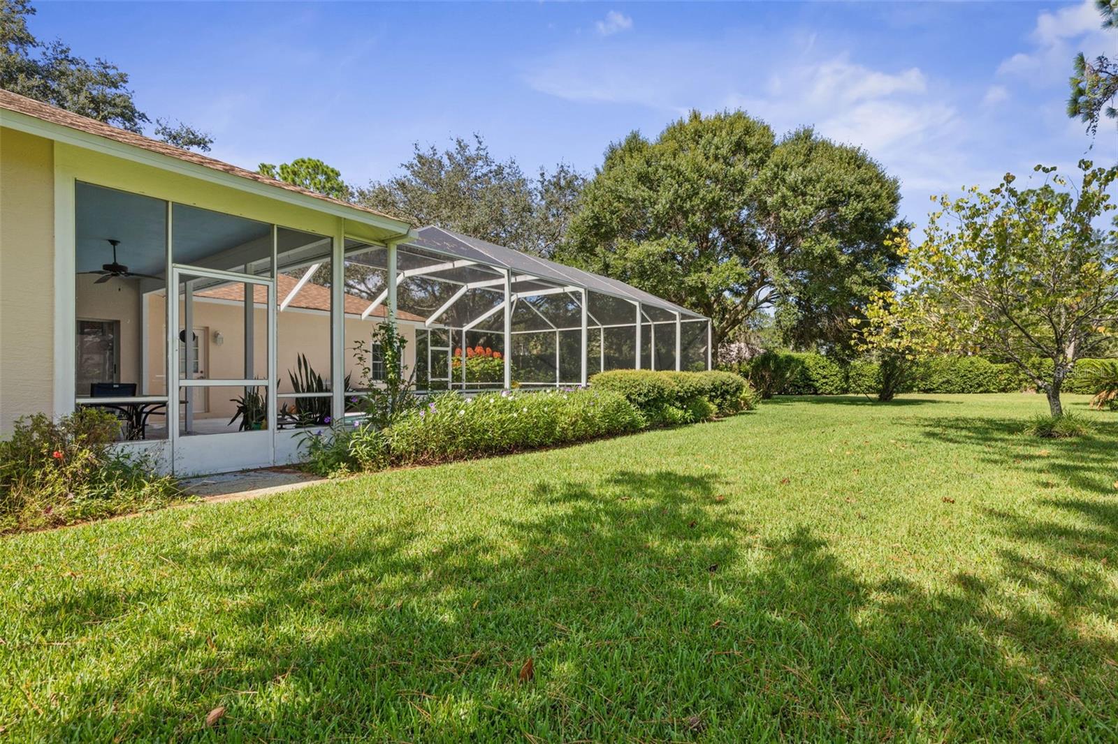 HAMPTONS - Residential