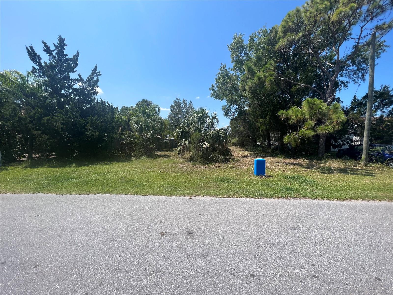 GULF COAST RET - Land