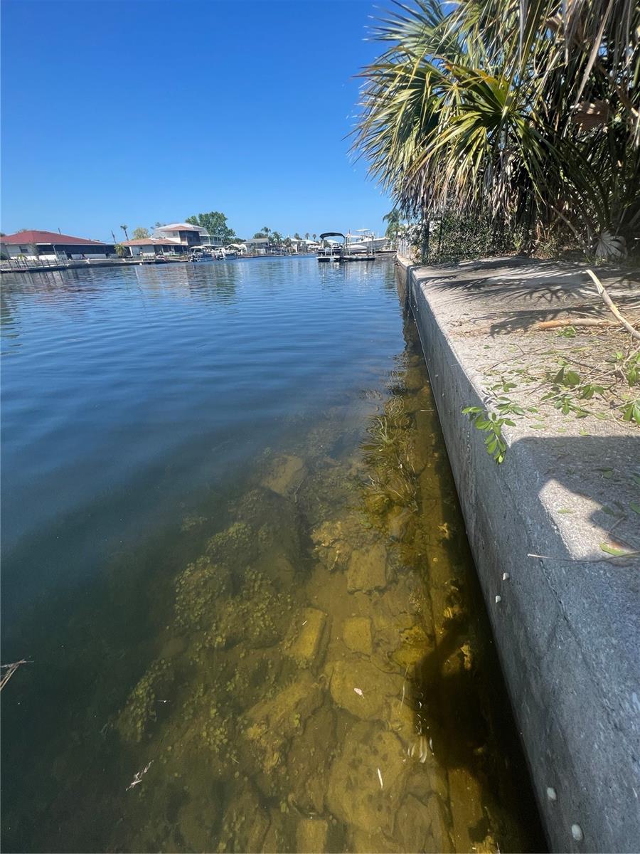 GULF COAST RET - Land