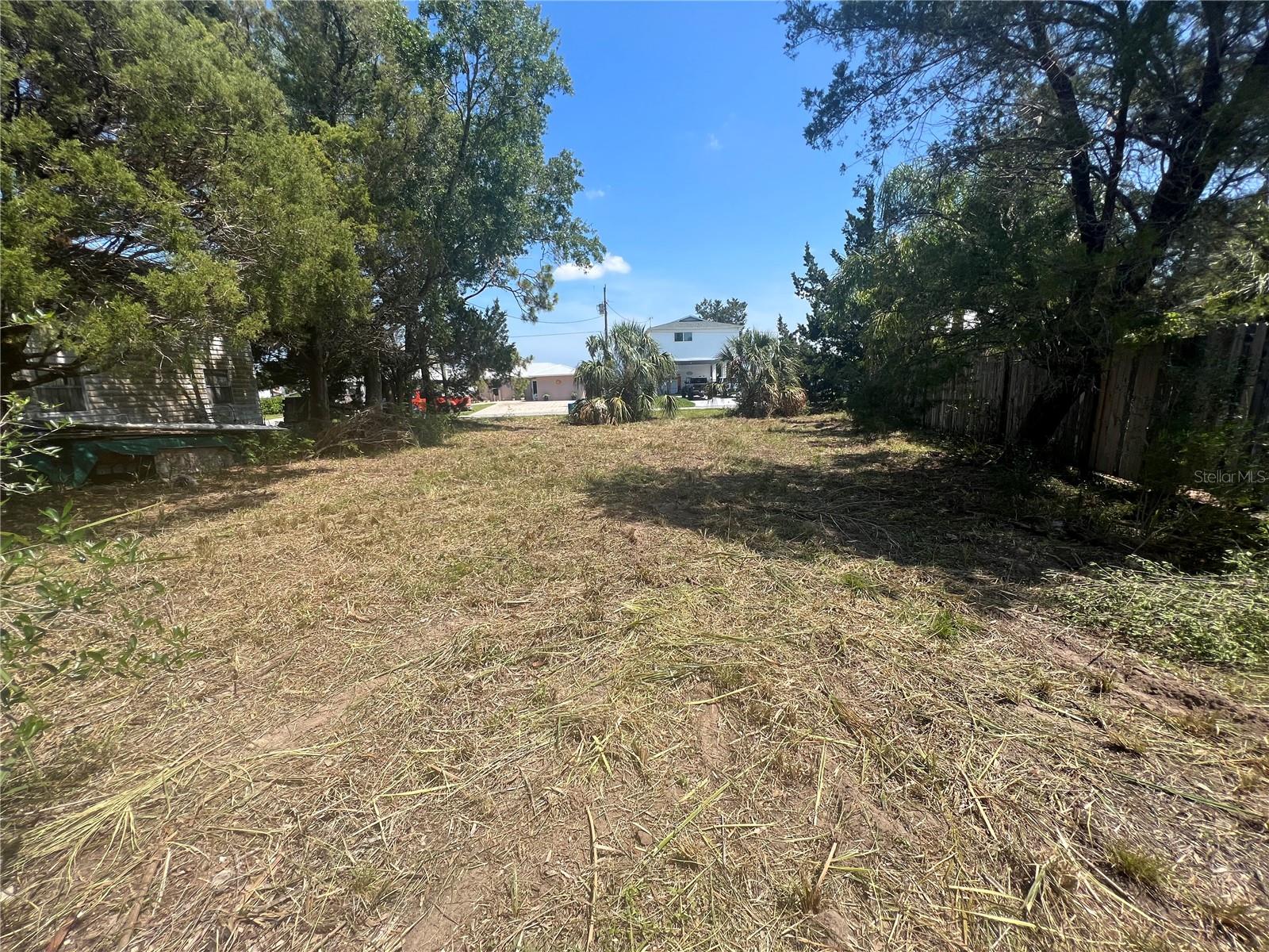 GULF COAST RET - Land