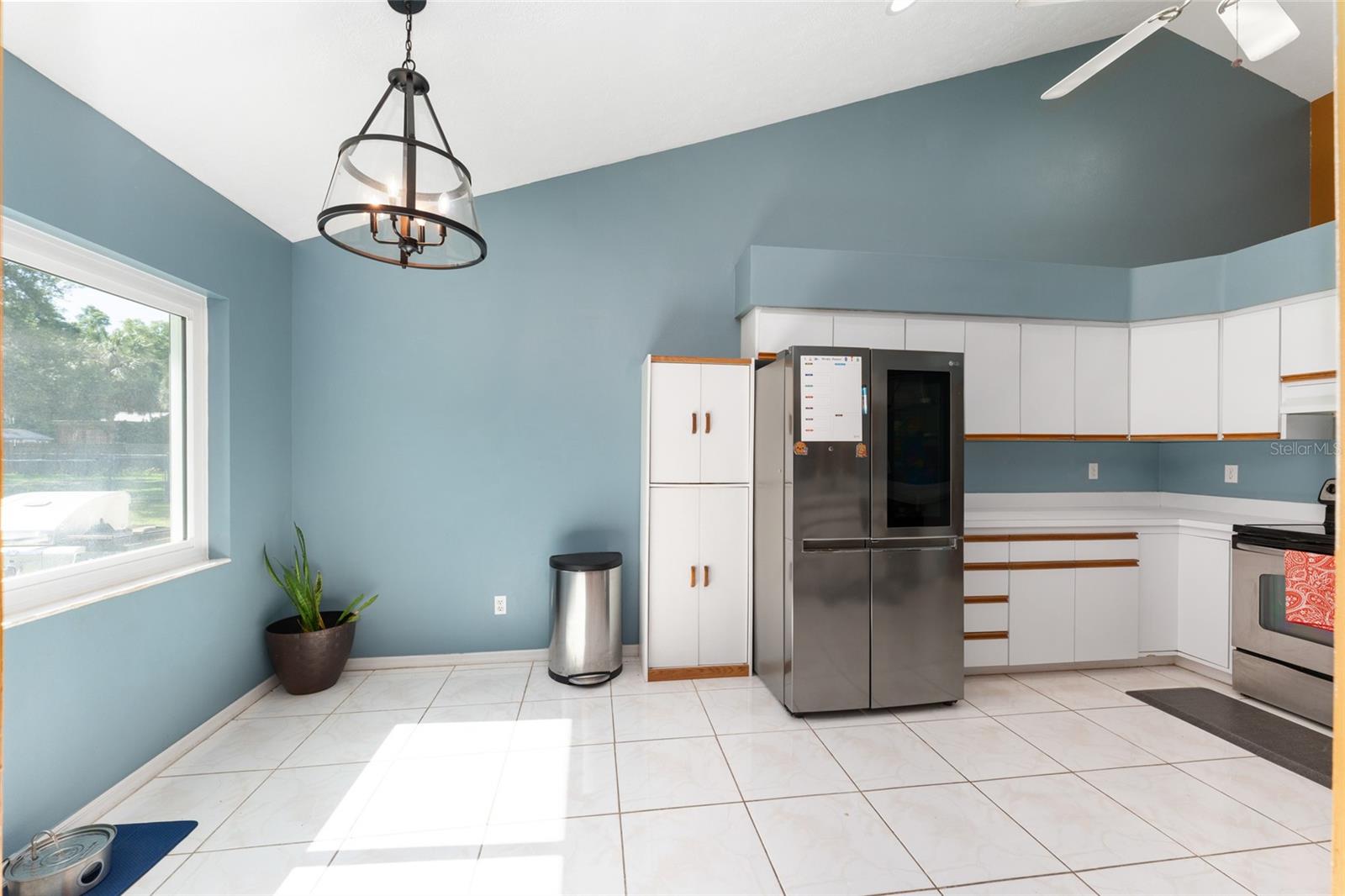 KINGS COURT - Residential