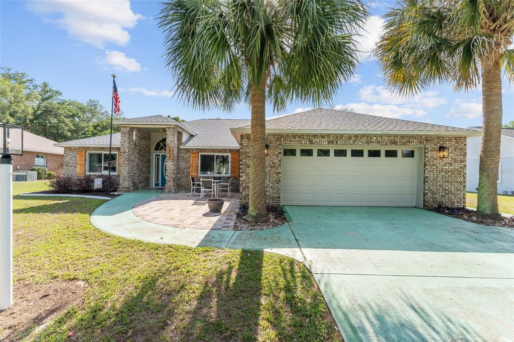 Photo of 10637 SW 73rd Avenue, Ocala, FL 34476 (MLS # OM722794)