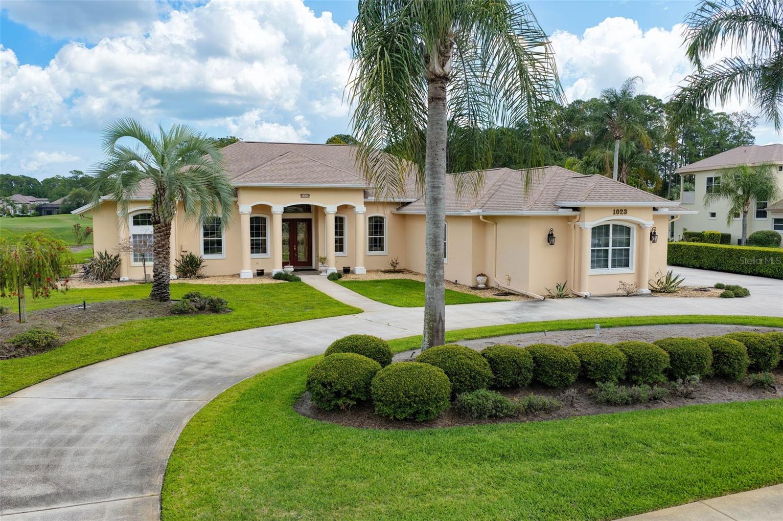 1023 HAMPSTEAD LANE