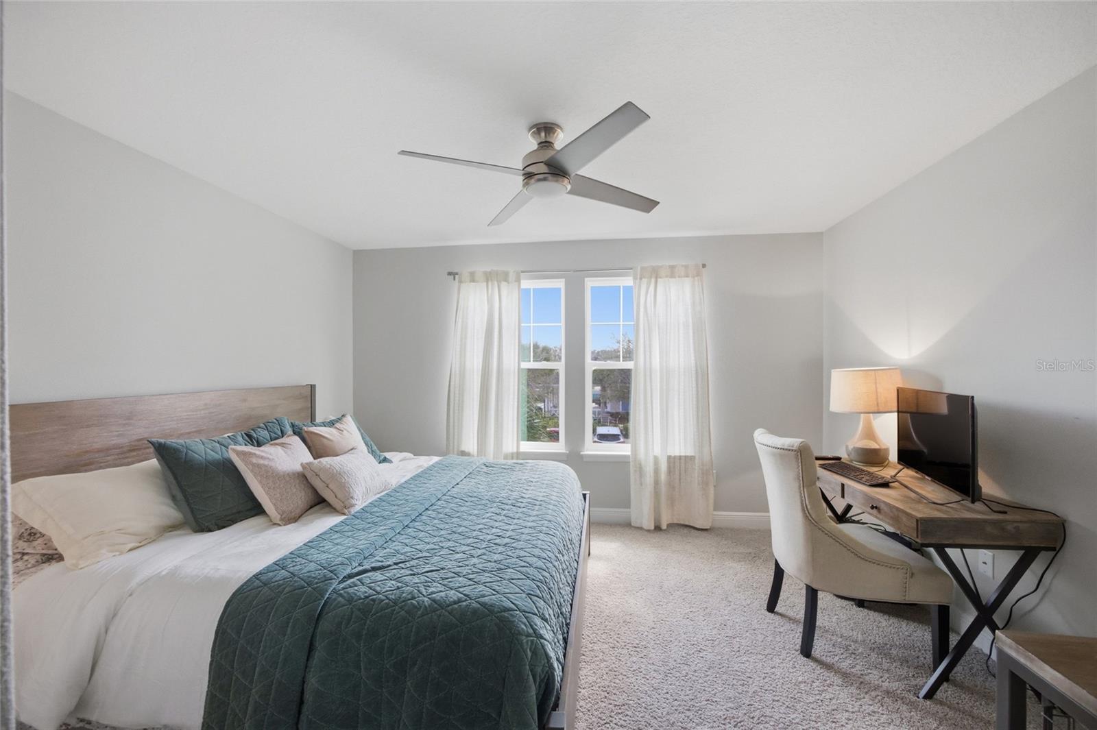 LAKESHORE PRESERVE - Residential